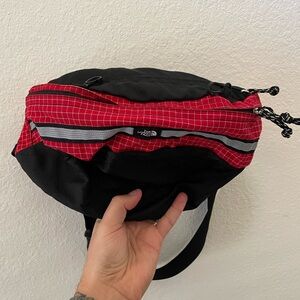 The north face hiking fanny pack